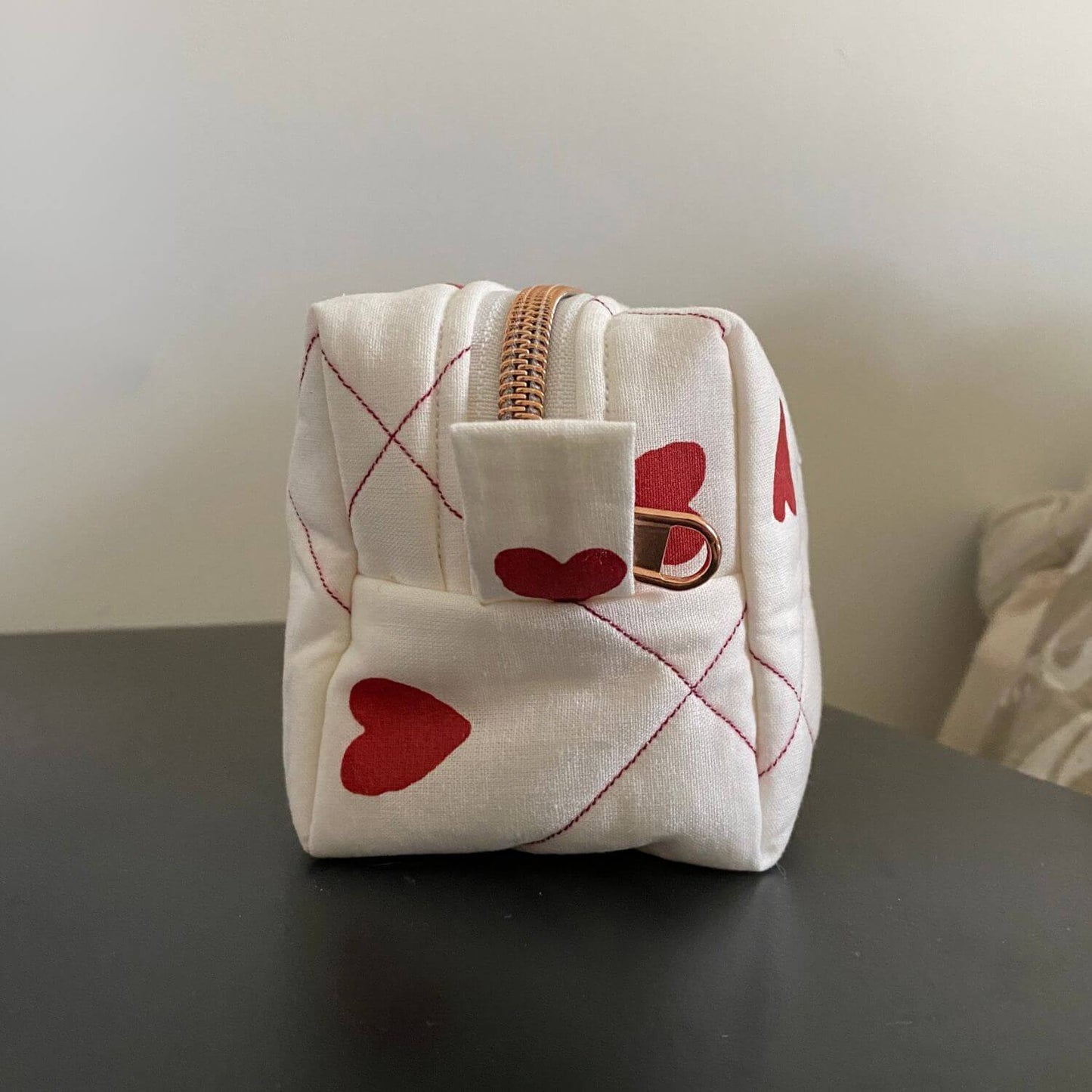 trousse maquillage coeur rouge