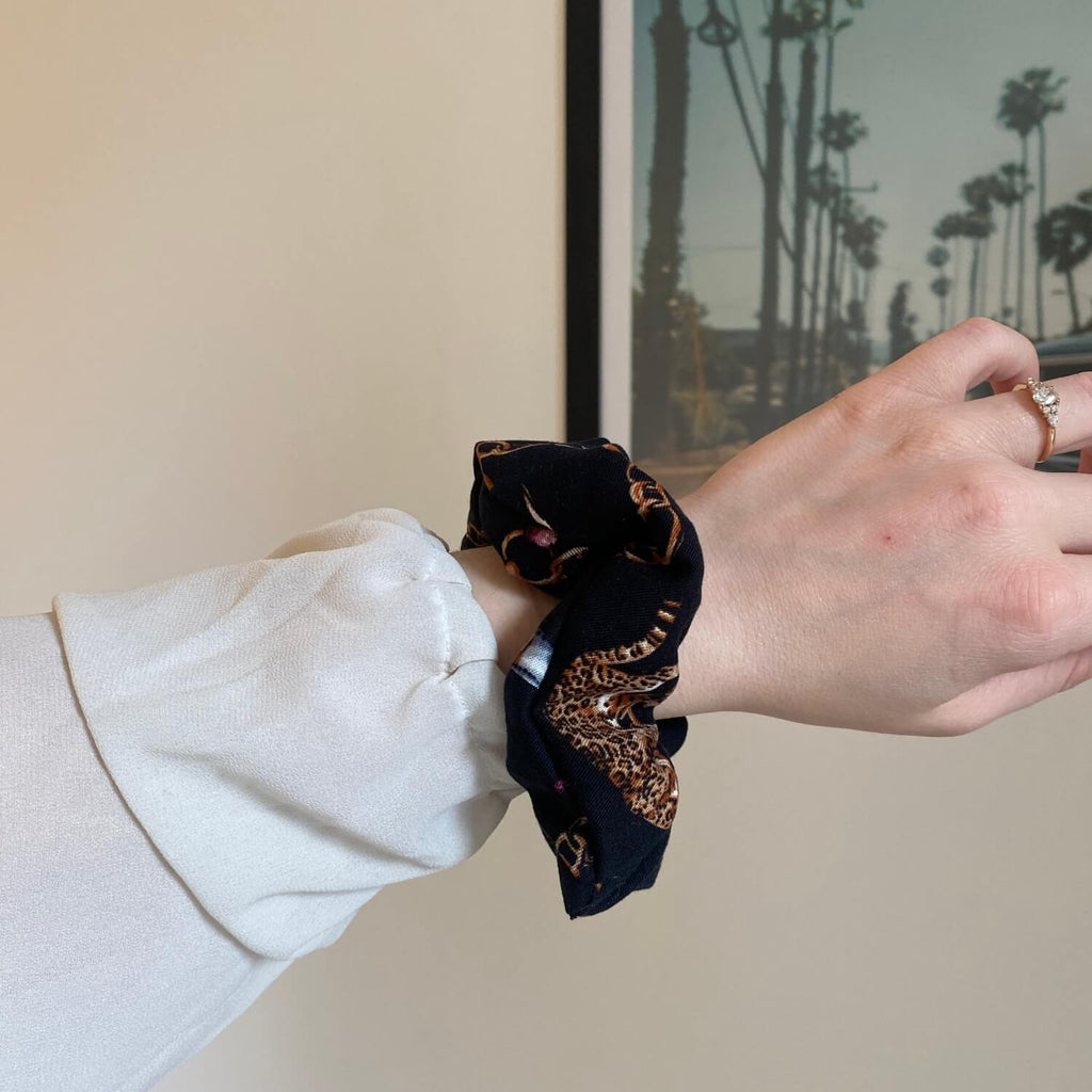 chouchou pour cheveux noir imprimé