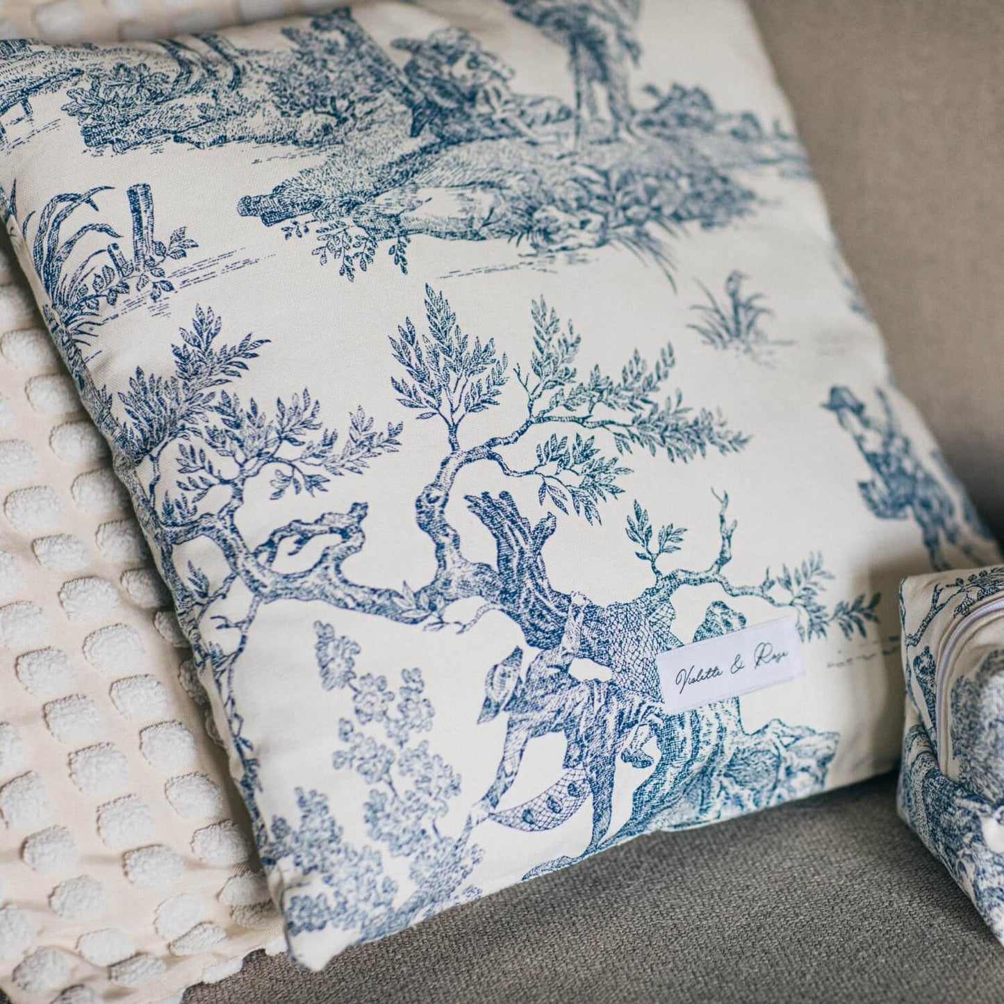 Toile de Jouy cushion cover