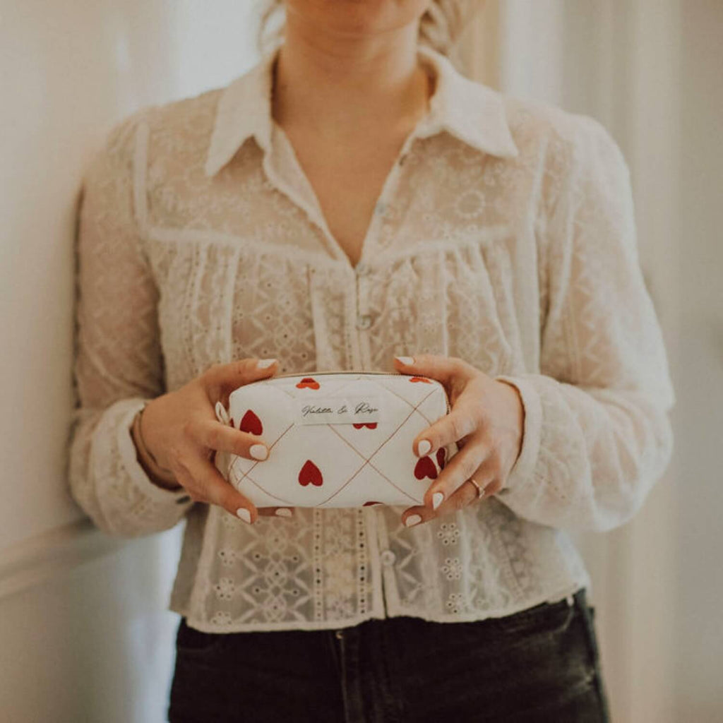 trousse de toilette imprimé coeur made in france et fait main en deux tailles