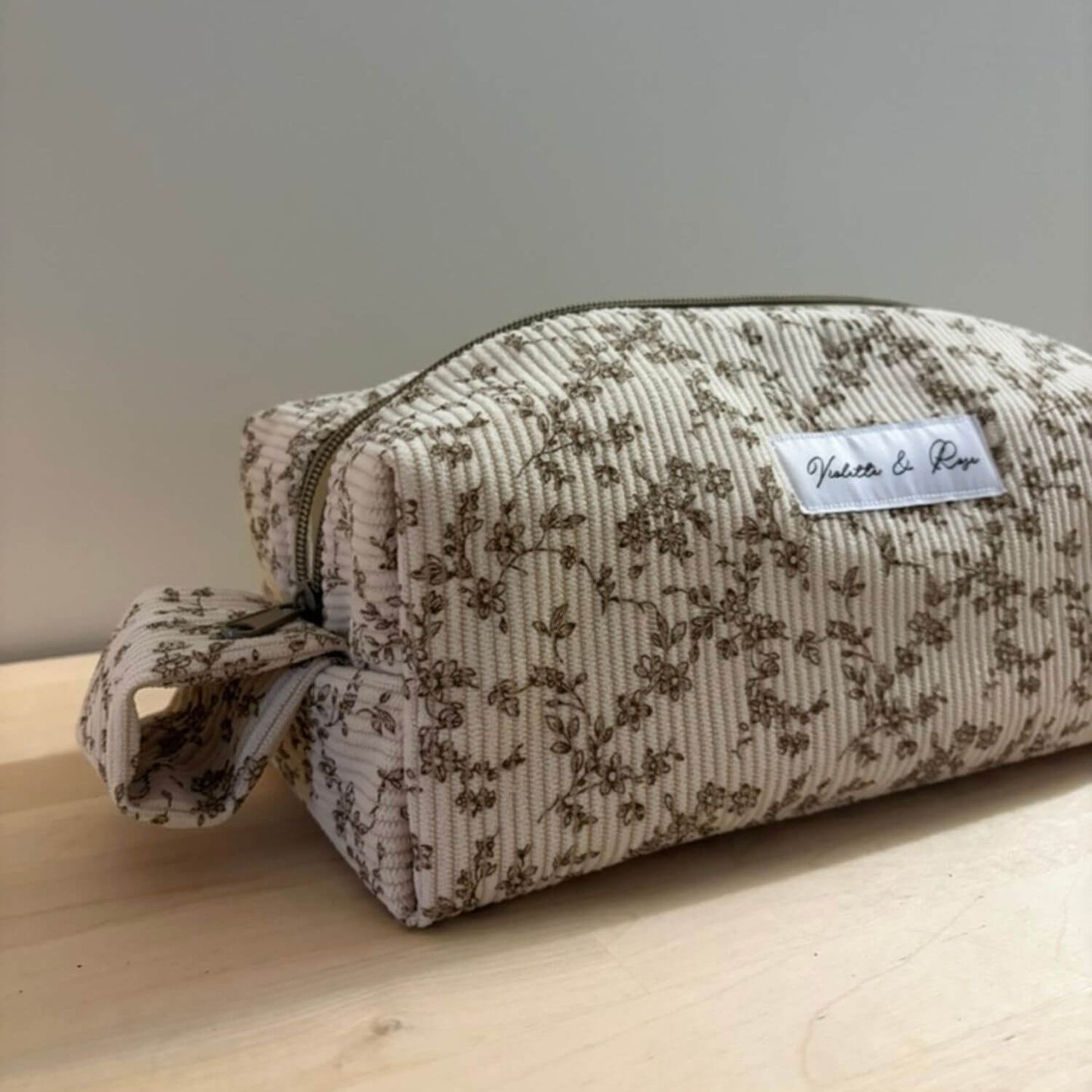 Trousse de toilette beige velours fleurs Violette & Rose