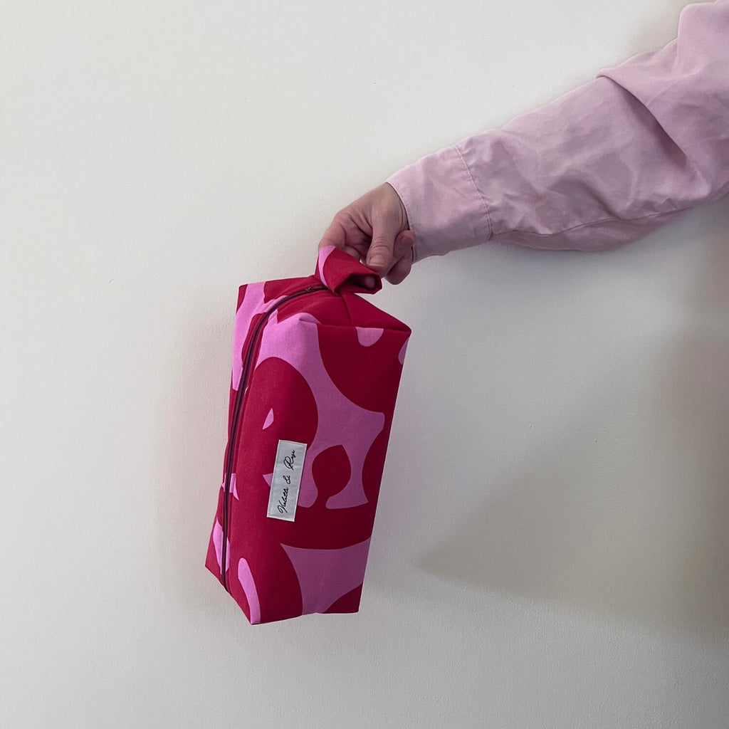 Trousse de toilette rose et rouge Pipa Violette & Rose