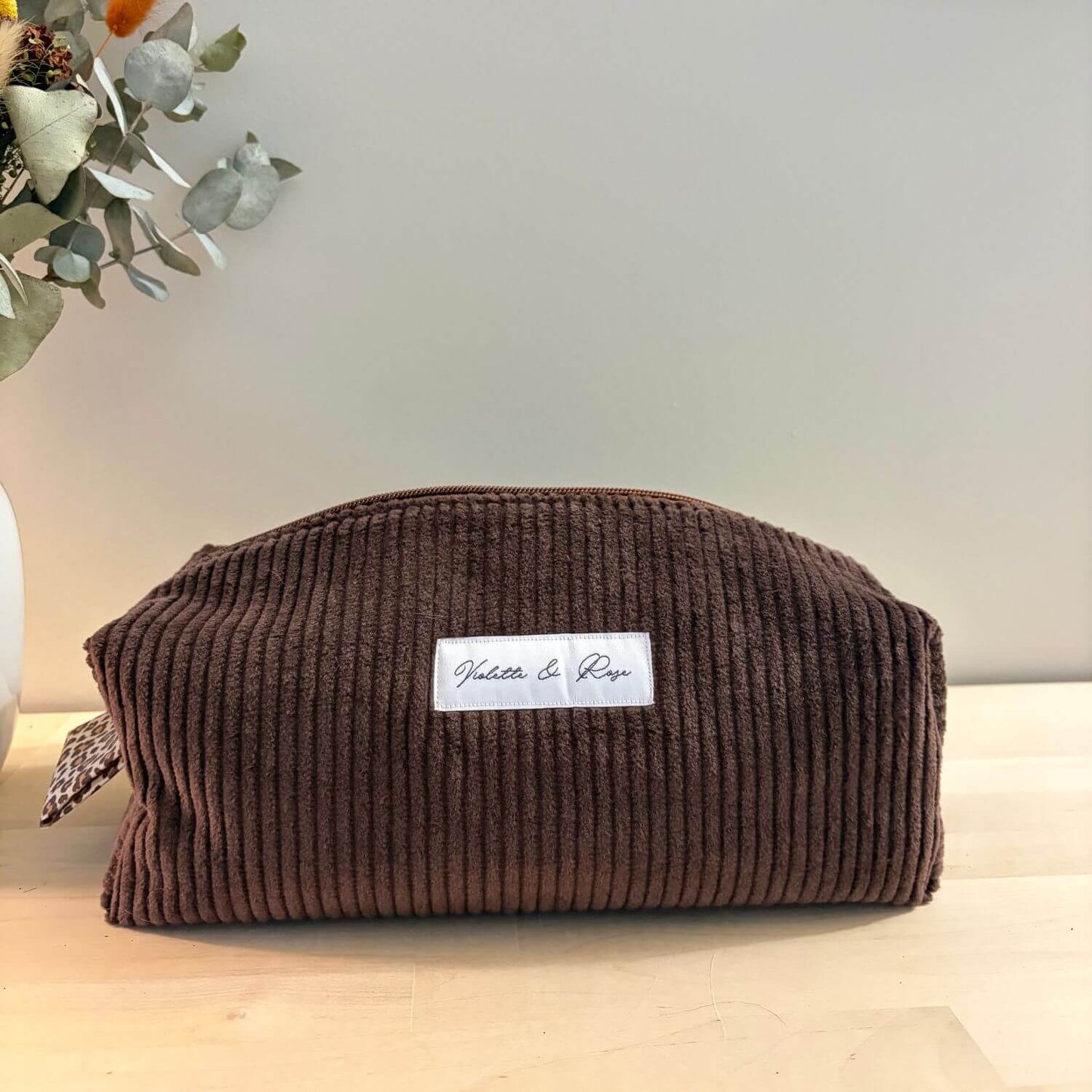 Trousse de toilette en velours côtelé marron Violette & Rose