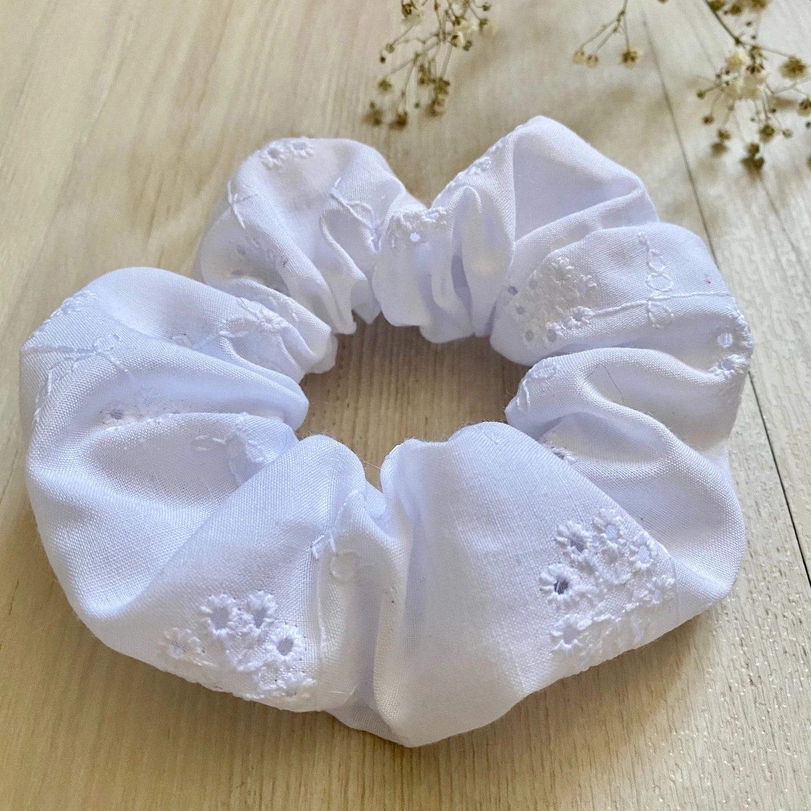 Chouchou cheveux broderie anglaise blanc Rebecca - Chouchou - Violette & Rose