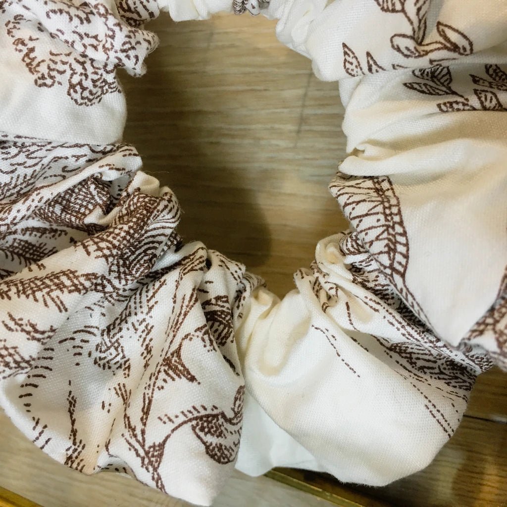 Chouchou cheveux imprimé toile de Jouy - Violette & Rose - Accessoires pour cheveux