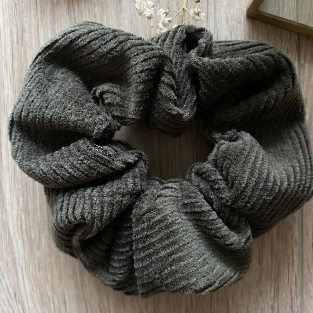 Chouchou cheveux velours côtelé kaki Velvet - Violette & Rose - Accessoires pour cheveux